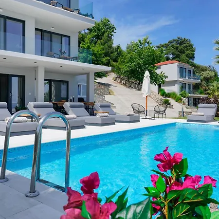 Kefi Luxury * Λιμένας